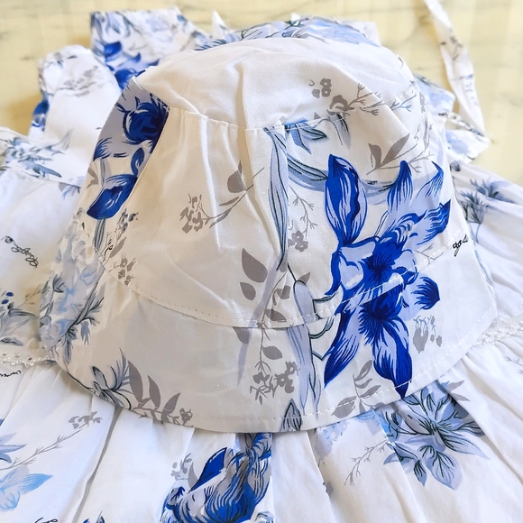 NWOT. Multi Color Floral Ruffle Dress with 3D Flowers, laces and Matching Hat. - Picture 8 of 8